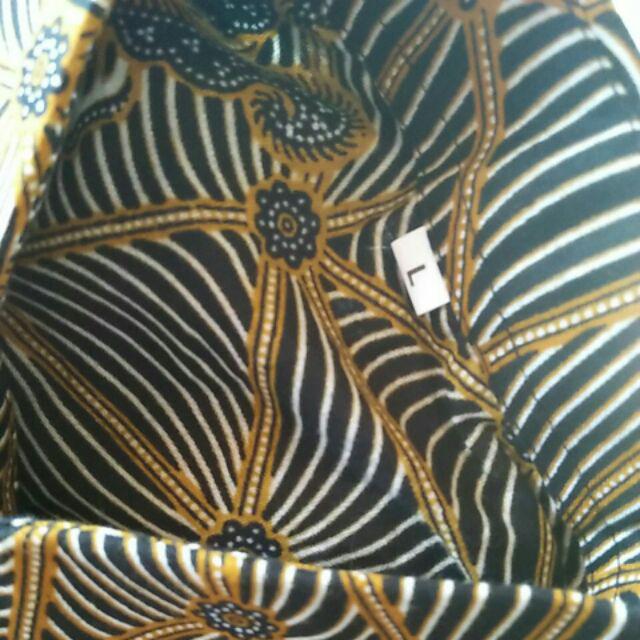 Batik Couple Keluarga Couple Sania Ruffle Kembang Wajik