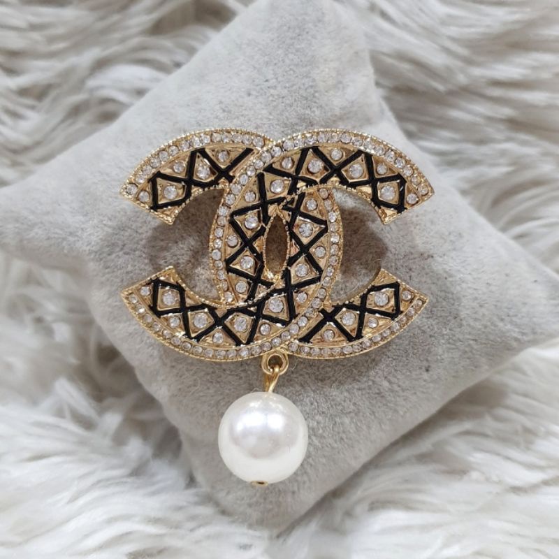 Bros import cantik Bros CH@NEL untuk hiasan baju di dada kualitas Import Peniti Baju Import swarovsky bros Premium fashion import bahan Bagus B5011