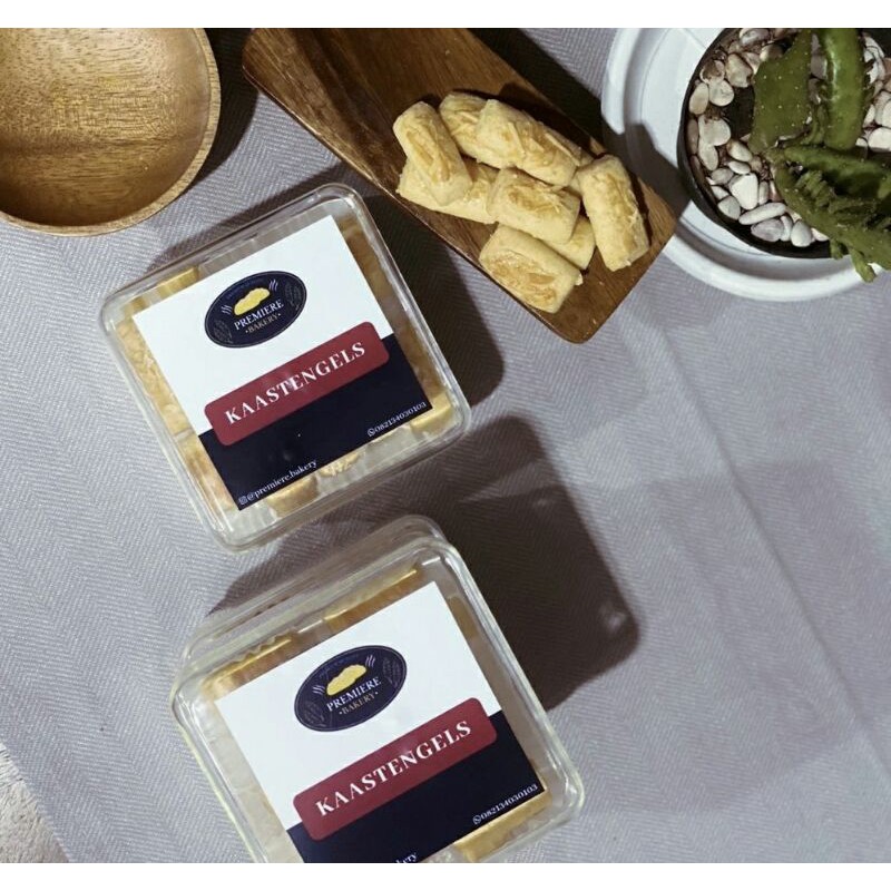 Kastengel premium keju edam butter wijsman / kaastengels premium