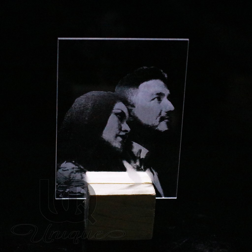 UNIQUE wooden photo card holder Akrilik / Stand Kayu Untuk Tatakan Foto Kartu Acrylic