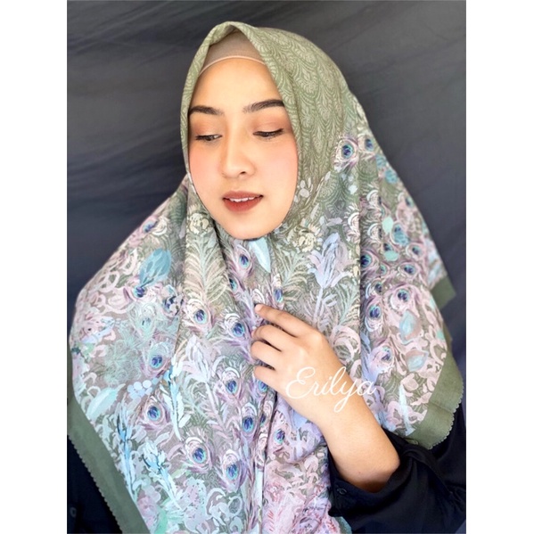 New Buttonscarves Ederra Series "Pickle"