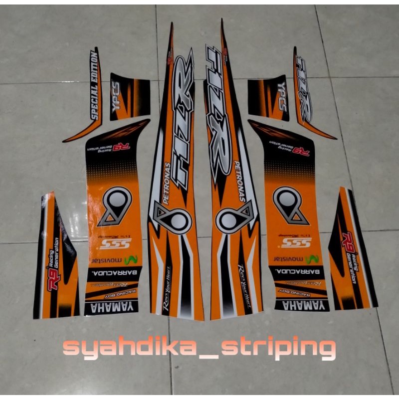 STIKER STICKER STRIPING LIS BODY YAMAHA FIZ R F1Z R FIZR VARIASI PETRONAS ORANGE HITAM | STRIPING FI