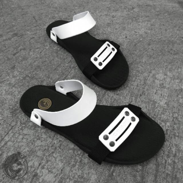 Sandal pria camou Derawan hitam putih original sandal santai sandal slide flip flop
