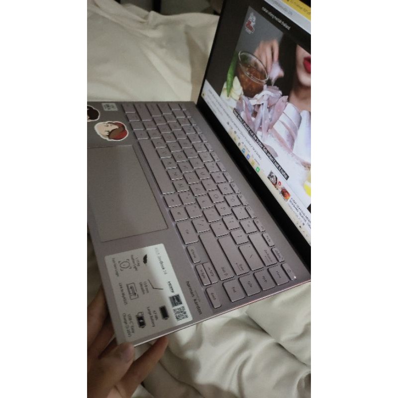 Laptop Asus Zenbook UX425ja