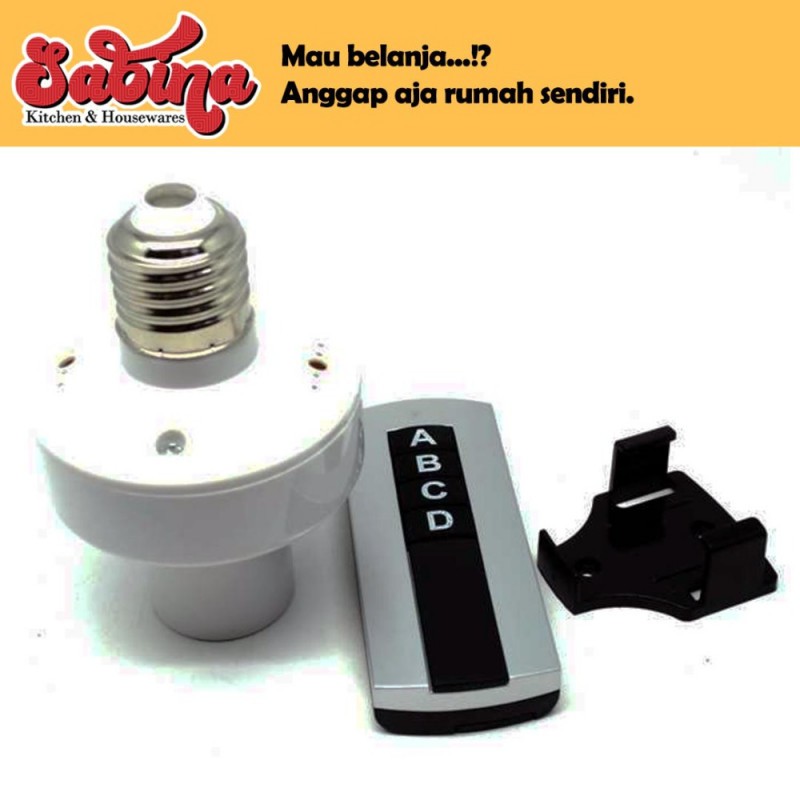 Socket Fitting Lampu Bohlam E27 220V dengan Remot Kontrol - GNZL168