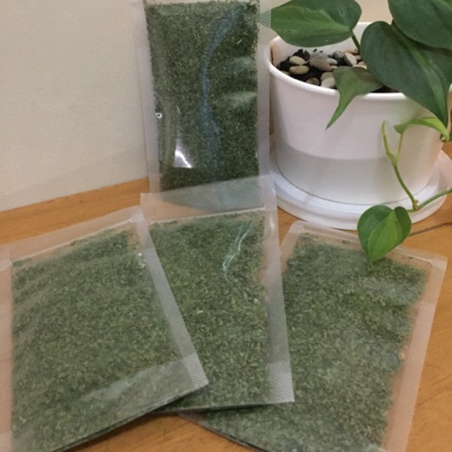 

Parsley dry flakes 10gr / 20gr