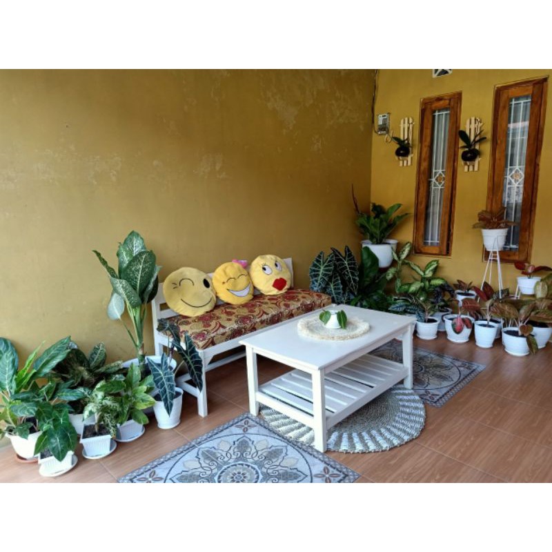 set meja taman minimalis