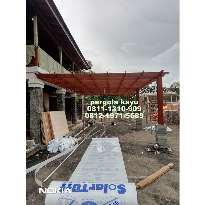 pergola kayu bengkirai atap solartuf