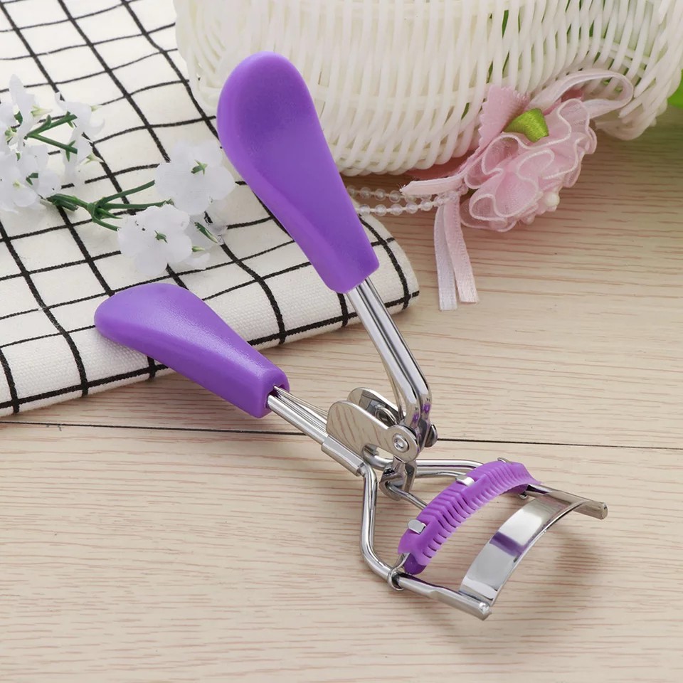 Penjepit Bulu Mata Dengan Sisir Eyelash Curler Alat Kecantikan Pelentik Bulu Mata F548