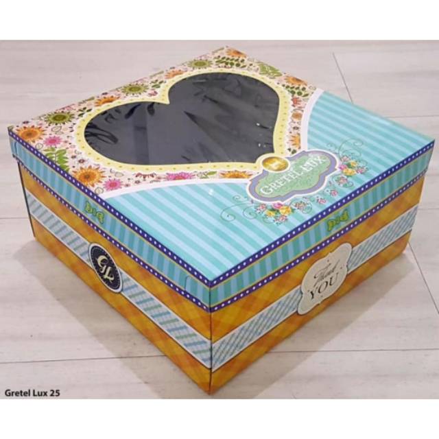 

Dus kue 25x25x10 Gretel/kotak kue kaca hati