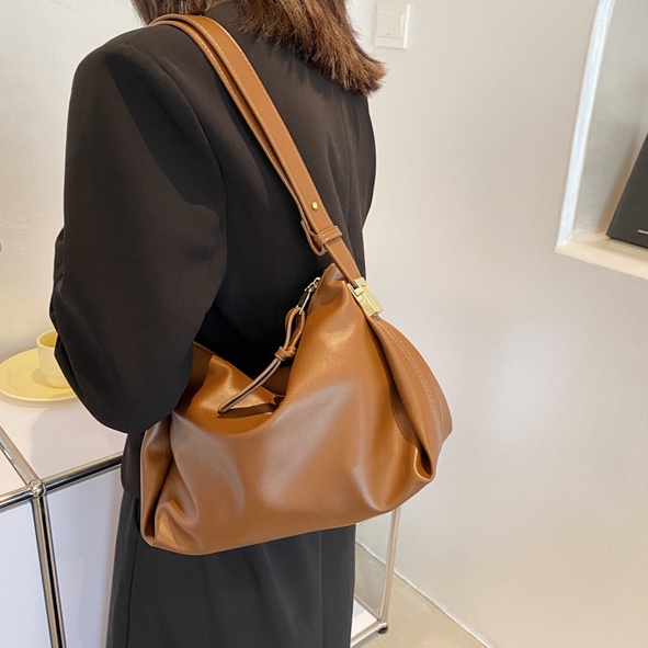 JK 957 U4269 1KG MUAT 2PCS SHOULDER BAG WANITA KULIT TAS SELEMPANG FASHION IMPORT KERJA JALAN C8802 Y12090 E6379 T3028