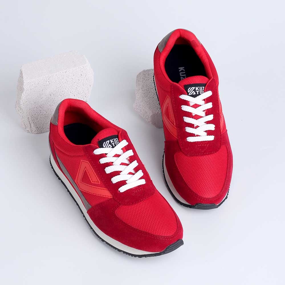 SNEAKERS MERAH - SEPATU CASUAL PRIA KEREN MODEL TRENDY TERBARU DISTRO ORIGINAL KUZATURA MURAH ASLI BANDUNG