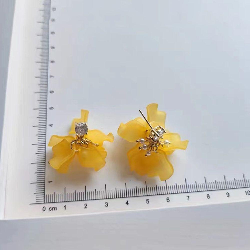 Mxbeauty Anting Menjuntai Elegan Menawan Mutiara Alloy Lady Kelopak Kuning Wanita Earring