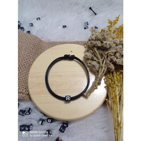 (GRATIS) GELANG TALI COUPLE PERSAHABATAN INISIAL anti air (A-Z) COSTUM 1 HURUF( anti air) BELI 10 FREE 1 GELANG POLOS Gelang couple / gelang nama /gelang inisial/ gelang Costum / gelang persahabatan / gelang huruf / gelang murah / gelang viral