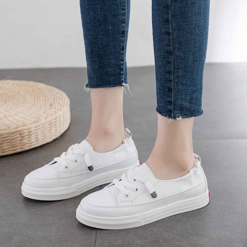 Sepatu Putih Wanita Import-slip On Fashion kasual