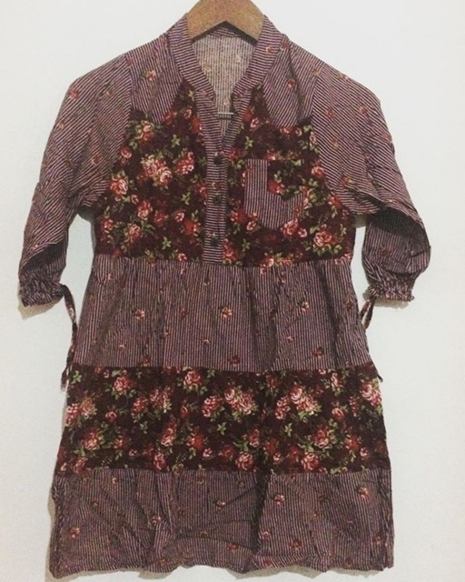 Atasan Blouse Wanita Preloved AA029