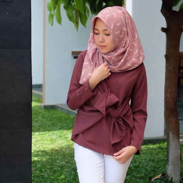 Mida Blouse
