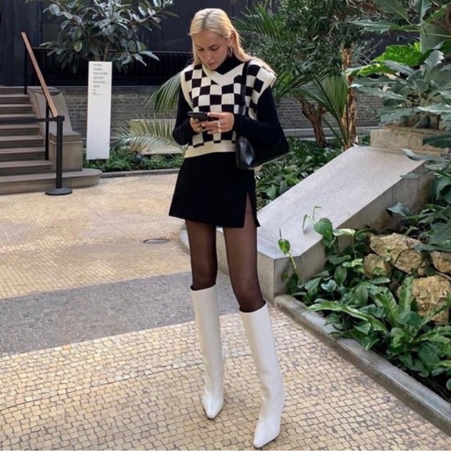 [BVRLY] Sepatu Boots Panjang Flat Wanita / High knee boots pinterest