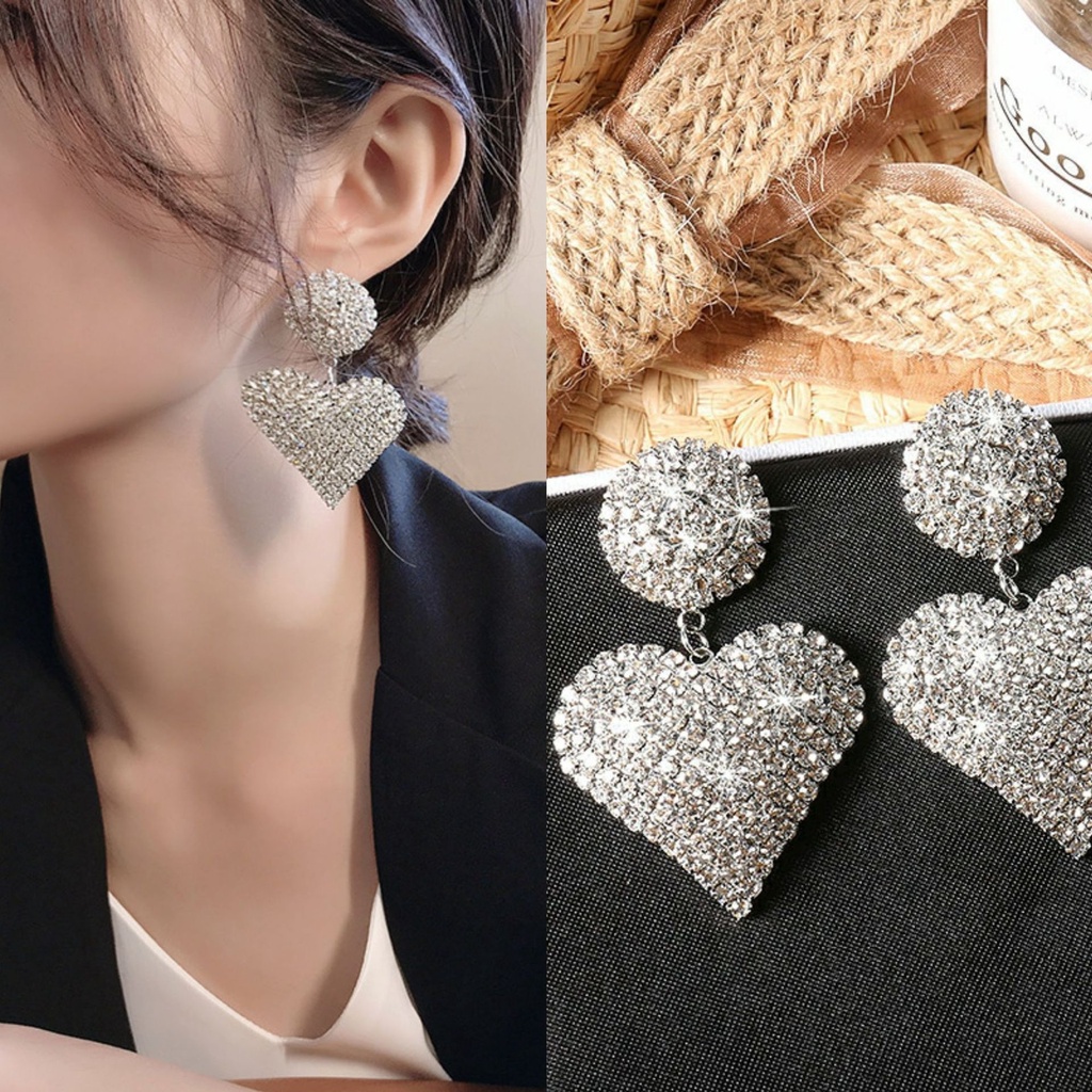 Anting Tusuk Gantung Desain Hati Hias Berlian Gaya Mewah / Simple Untuk Wanita