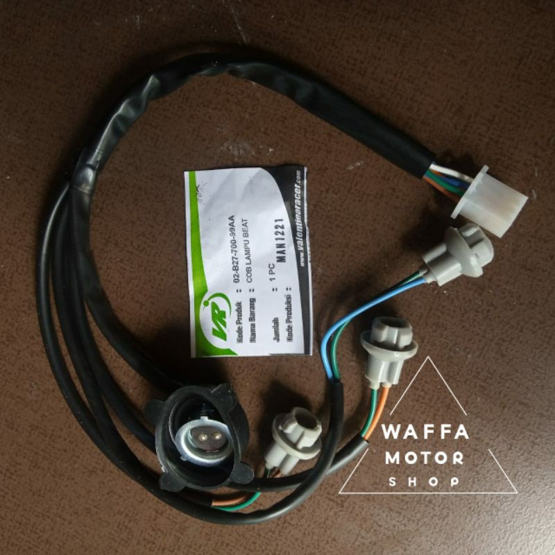 Socket fiting lampu depan beat karbu