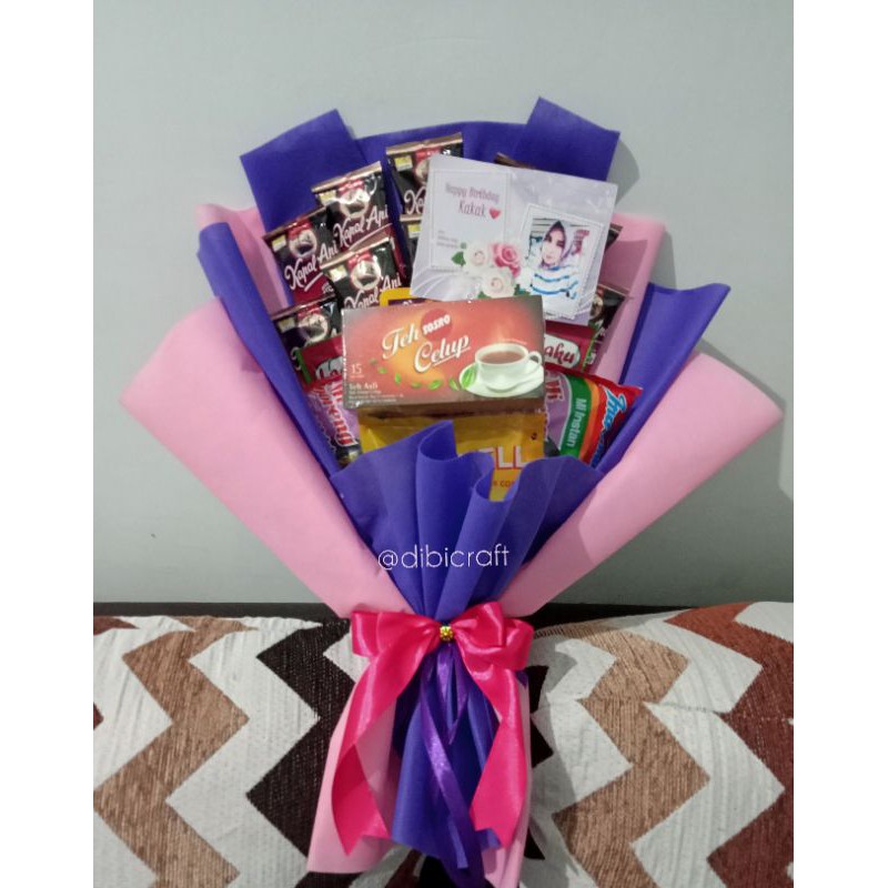 

HAND BOUQUET SEMBAKO MINYAK