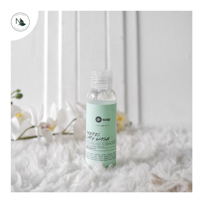 

Dr Soap Fabric Care Wash Iris Green 100 ml