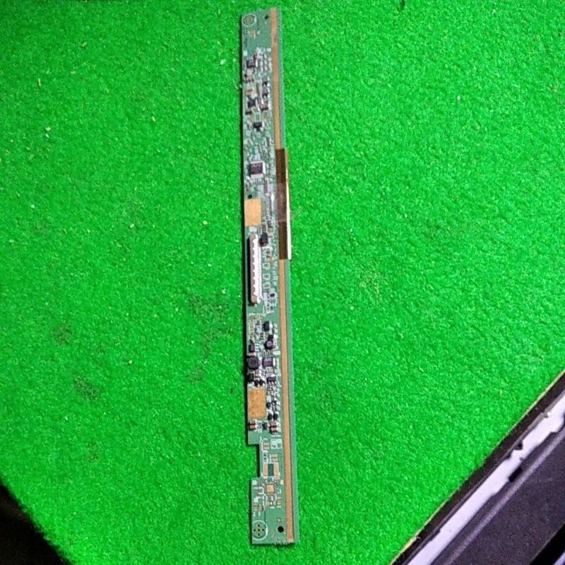 t con TV LED Polytron PLD 32T700