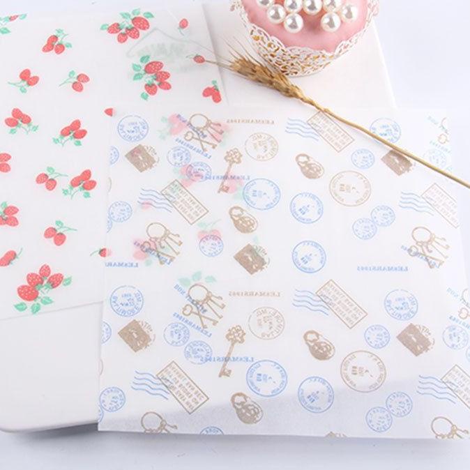 

WAX PAPER/ BAKING PAPER 18X18CM 50LEMBAR