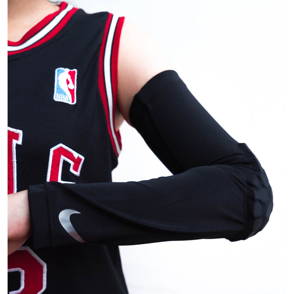 nike arm sleeve