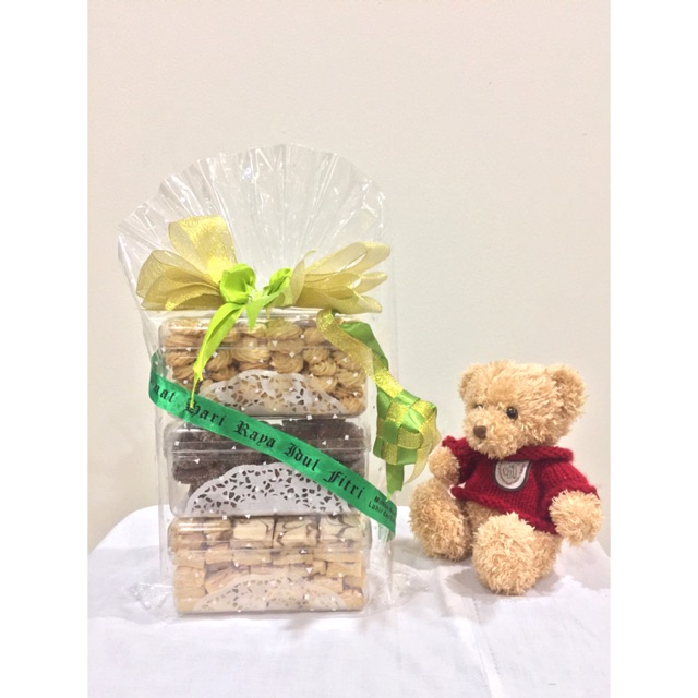 

Silver Lebaran Hampers (Kue Kering)