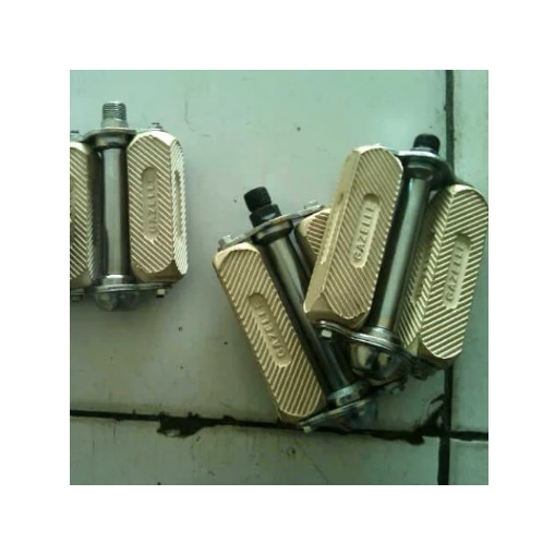 sepeda onthel - pedal dengan merk gazelle simplex fongers