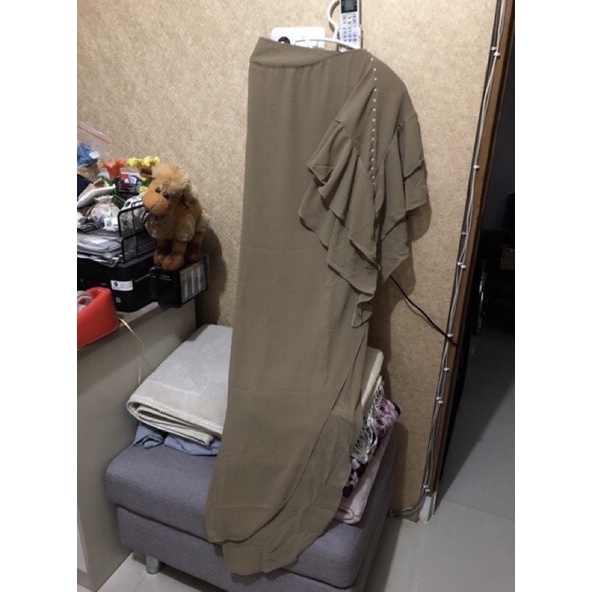 Preloved Coksu Nude Khimar Syari Ceruty Pet Soft COD Polos Jilbab Hijab Mutiara Muslim Tingkat Layer