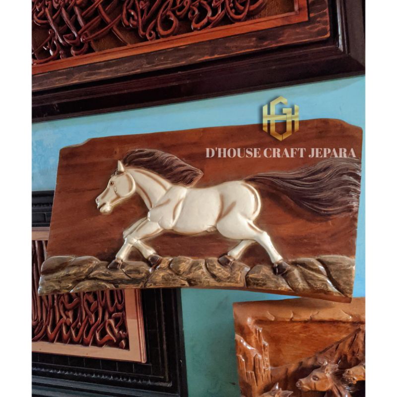 Hiasan Dinding Kuda Kayu Jati Ukiran Jepara