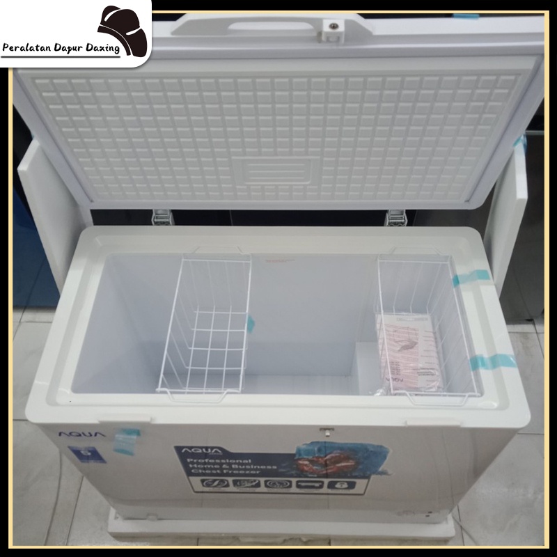 Peralatan dapur daxing Aqua Chest Freezer AQF 200 Freezer Box Freezer Daging Kapasitas 200 Liter
