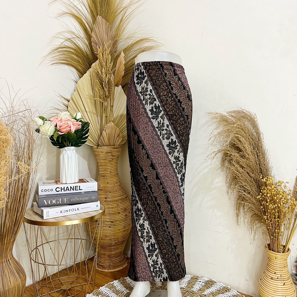 ROK BATIK PLISKET-Lovata Milo