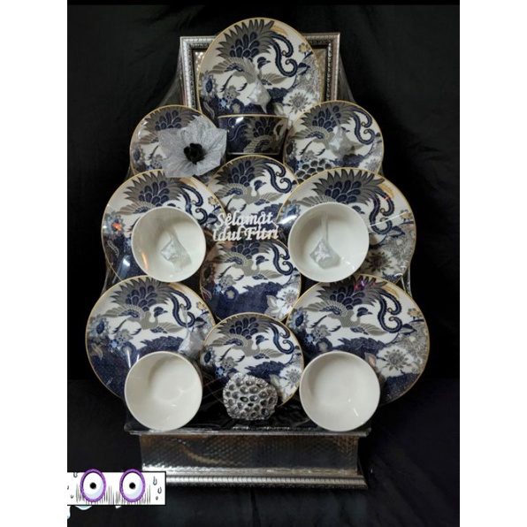 

parcel keramik lebaran(a)