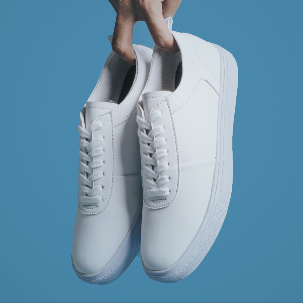 WOLF WHITE |ManNeedMe x Lvnatica| Sepatu Sneakers Pria Casual ORIGINAL