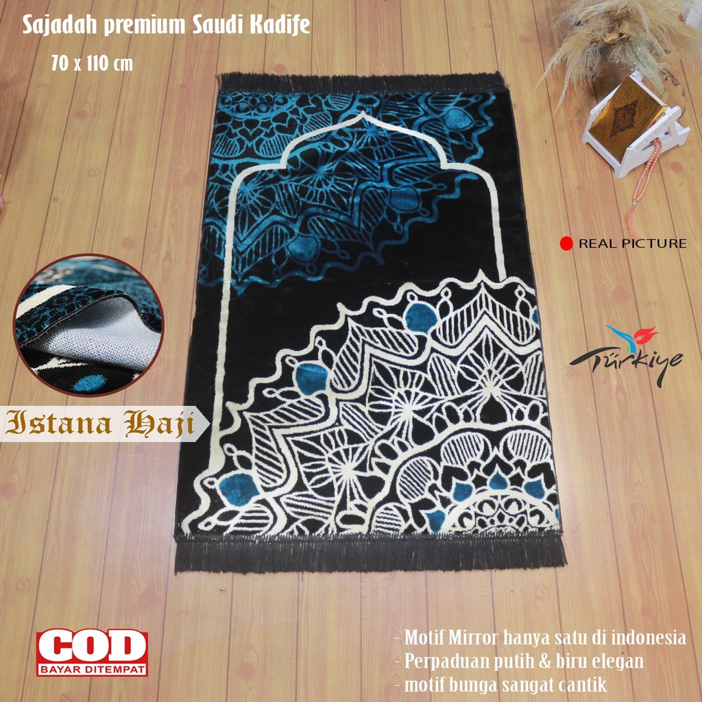 Sajadah Dewasa Premium Motif Bunga Cantik Dasar Hitam