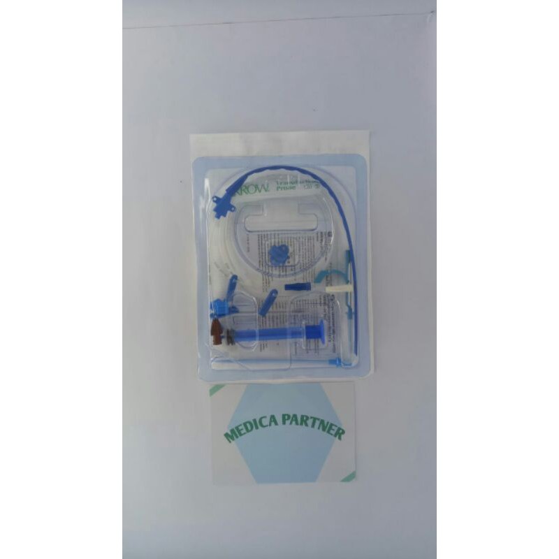 CVC set; 3 LUMEN 7 FR x 20 cm AGB(CV-25703-E)