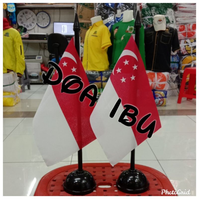 

best seller tiang kayu meja+bendera SINGAPURA ready stock