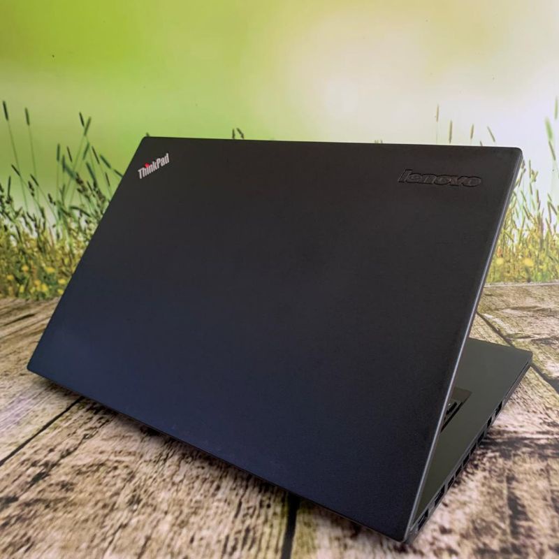 Lenovo Thinkpad T440S Core i7 Gen 4 Laptop Slim Mulus dan Bergaransi