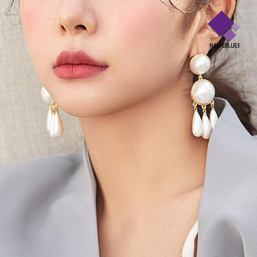 Anting Stud Bentuk Water Drop Aksen Mutiara Imitasi Gaya Vintage Untuk Wanita