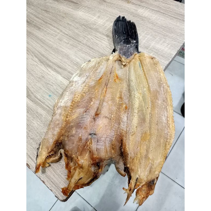 

Ikan Asin Gabus (±500g) Ikan Asin Toman / Loi Pou / Lephu / Lai Phu / Ikan Asin Kalimantan Barat