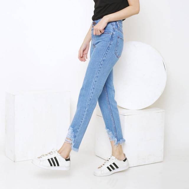 FWR - Celana Boyfriend Jeans Nabilla