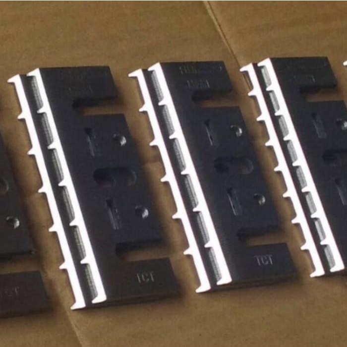 Mata ketam papan sirip walet