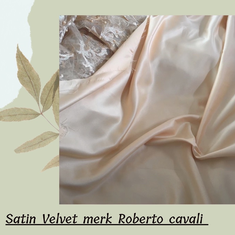Kain Satin Velvet  Roberto Cavalli warna Kuning Gading