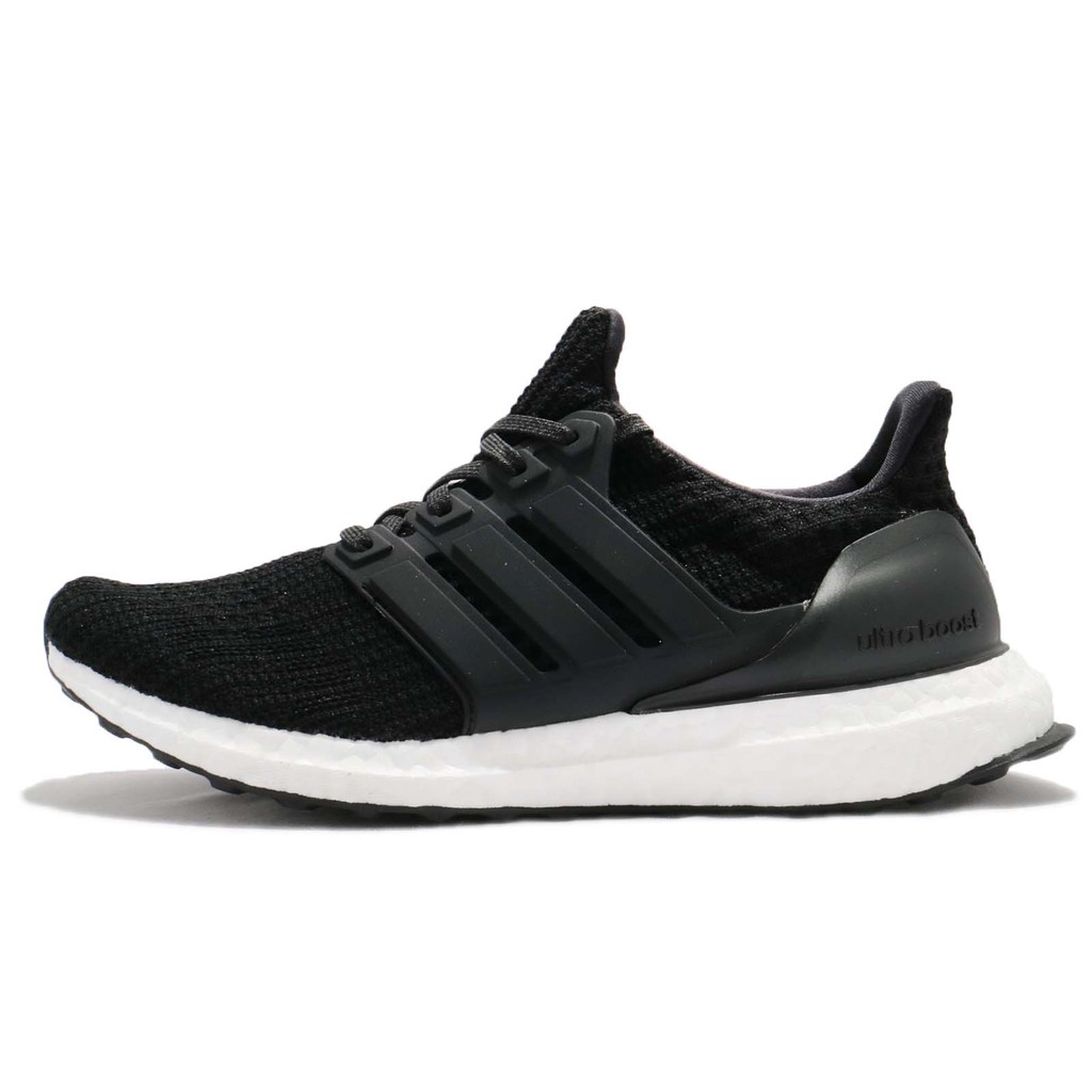 ultra boost hitam