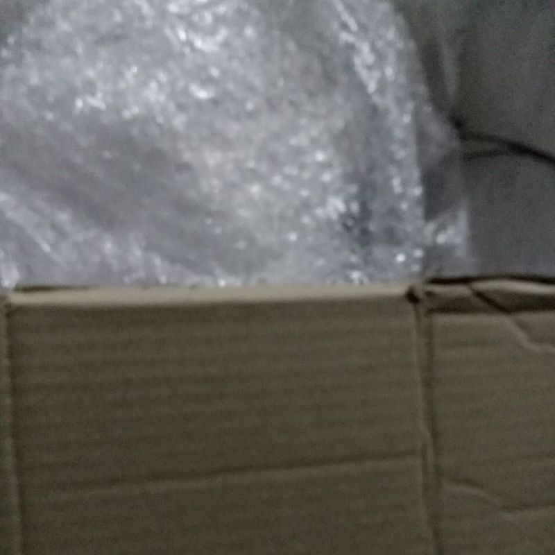 

tambahan packing buble wrap dan kardus bekas