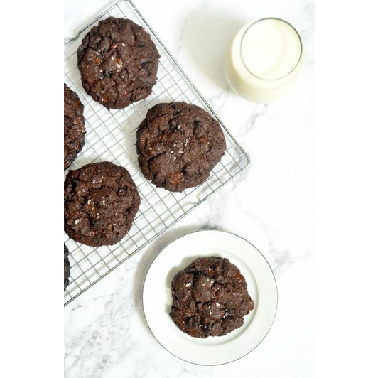 

soft Baked triple chocolate cookies