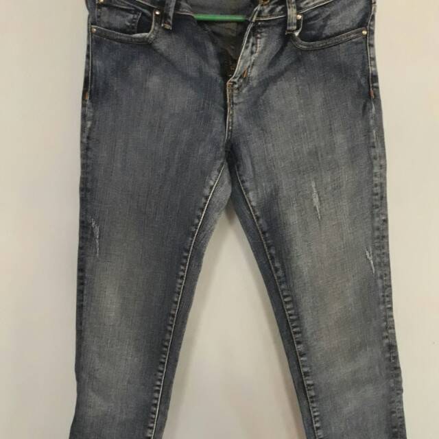 [Preloved] jeans 3second size s